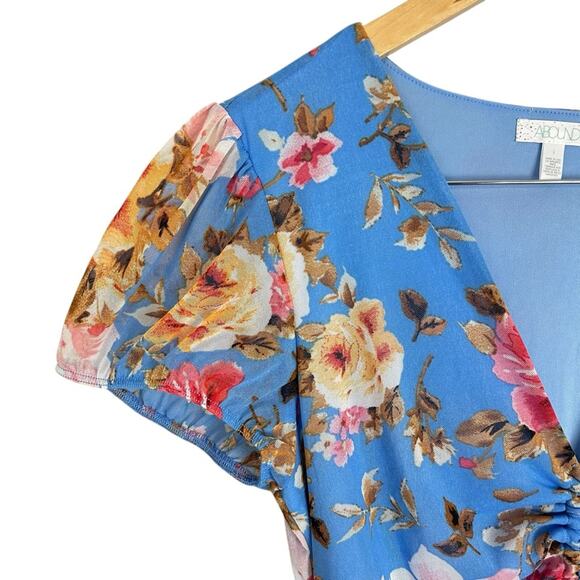 NWT Abound Blue Floral Short Sleeve Ruched Mini Bodycon Dress Size Large - Picture 5 of 10